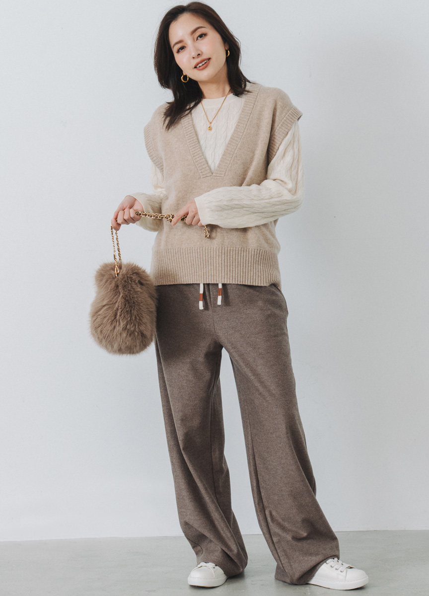 圓領麻花針織衫